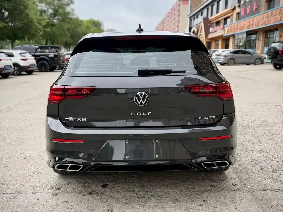 2023 Golf 280TSI DSG R-Line Lite — миниатюра 5