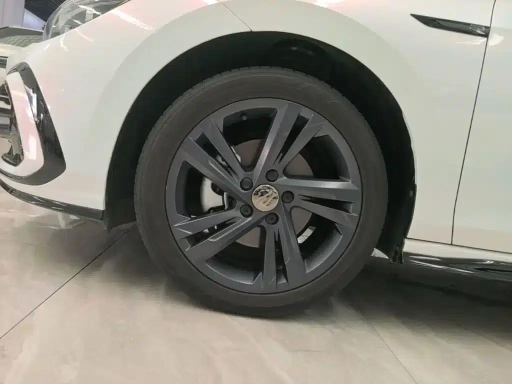 2023 Golf Facelift 280TSI DSG R-Line Lite — миниатюра 23
