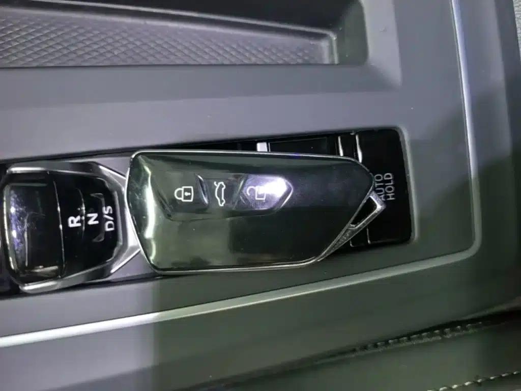 2023 Golf Facelift 280TSI DSG R-Line Lite — миниатюра 9