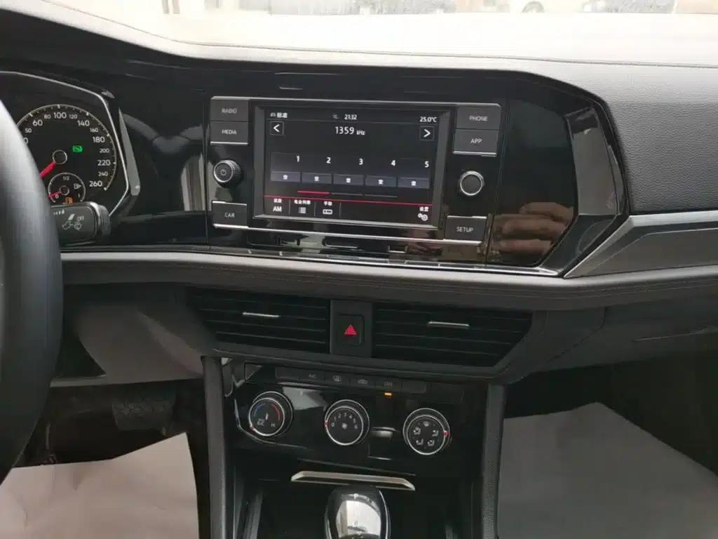 2020 Volkswagen Sagitar 200TSI DSG Comfort Model (China VI Emission Standard) — миниатюра 13