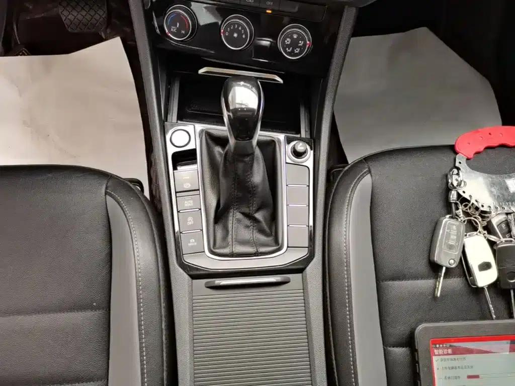 2020 Volkswagen Sagitar 200TSI DSG Comfort Model (China VI Emission Standard) — миниатюра 14