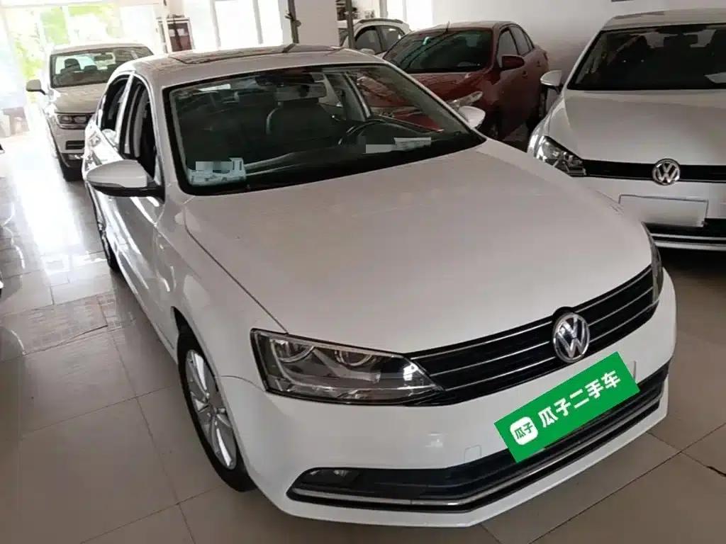 2015 Volkswagen Sagitar 1.6L Automatic Comfort Model — миниатюра 4