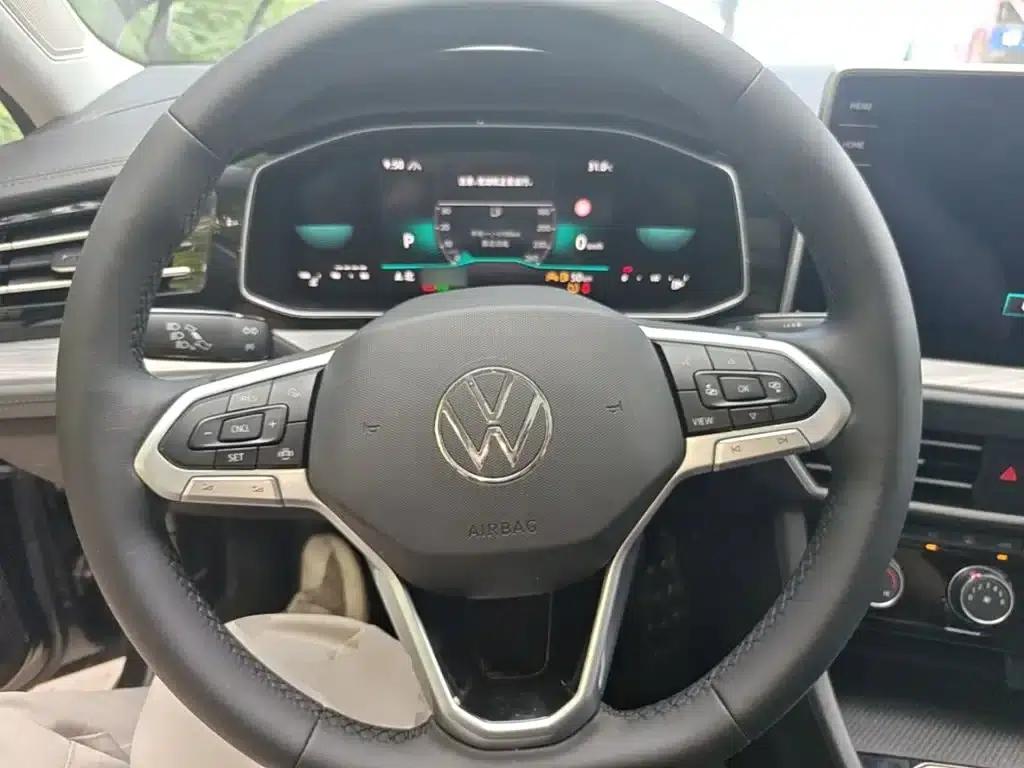 2024 Volkswagen Sagitar 300TSI DSG Super Edition — миниатюра 11