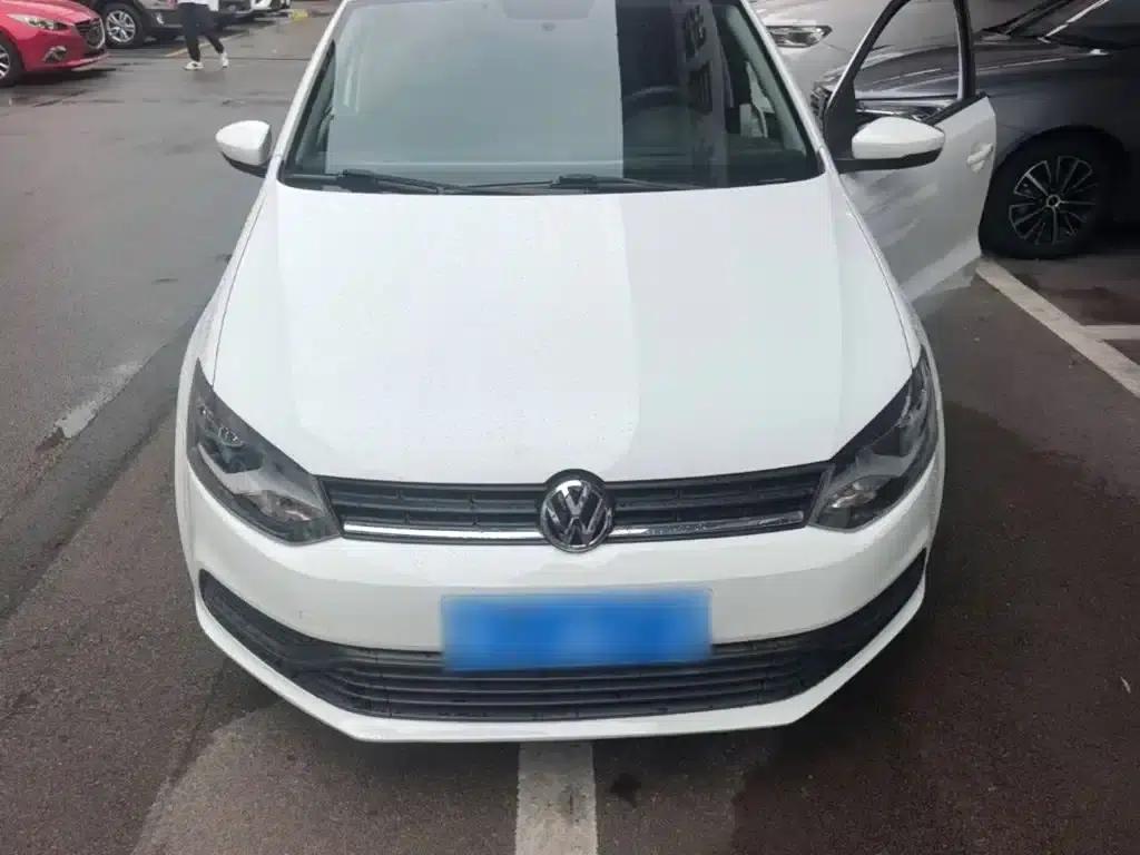 2016 Polo 1.4L Automatic Fashion Edition — миниатюра 3