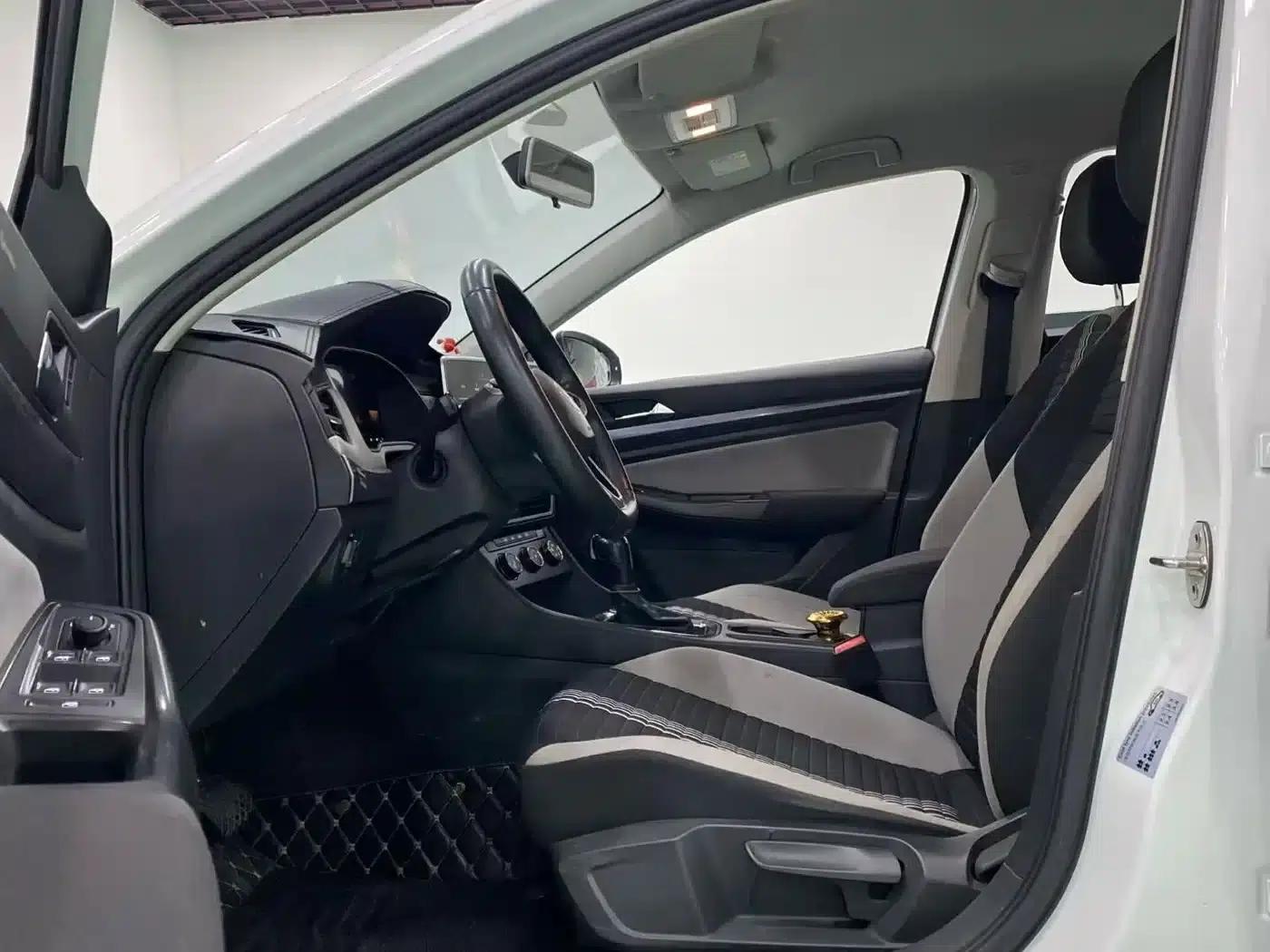 2023 Volkswagen Bora 200TSI DSG Comfort Edition — миниатюра 4
