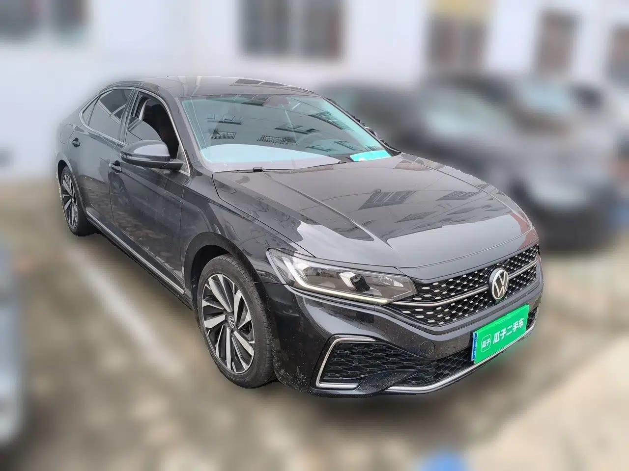 Volkswagen Passat 2022 330TSI Starry Elite Edition — миниатюра 3