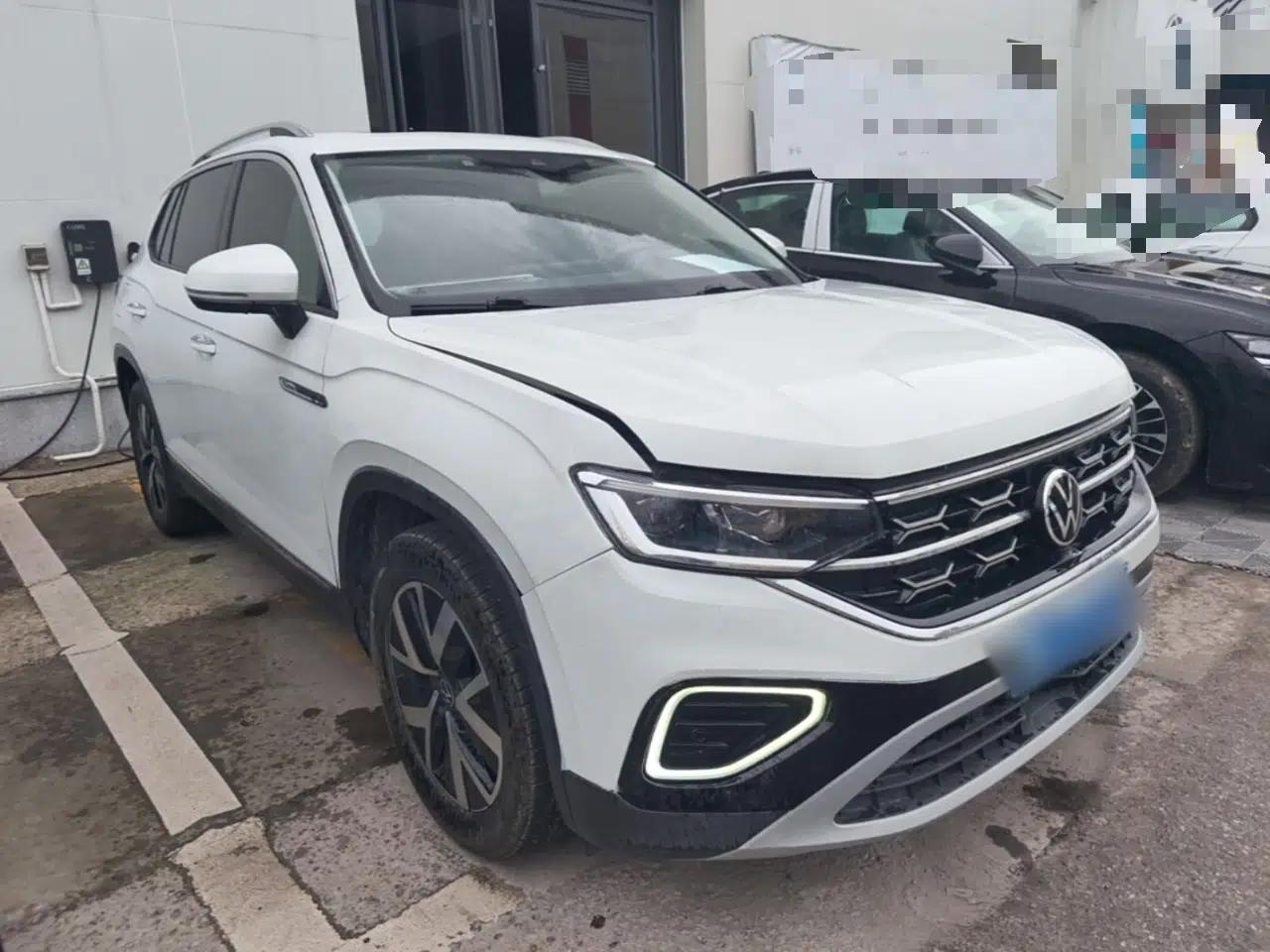 Volkswagen Tayron 2024 300TSI Two-Wheel-Drive Luxury Plus Advanced Version — миниатюра 3