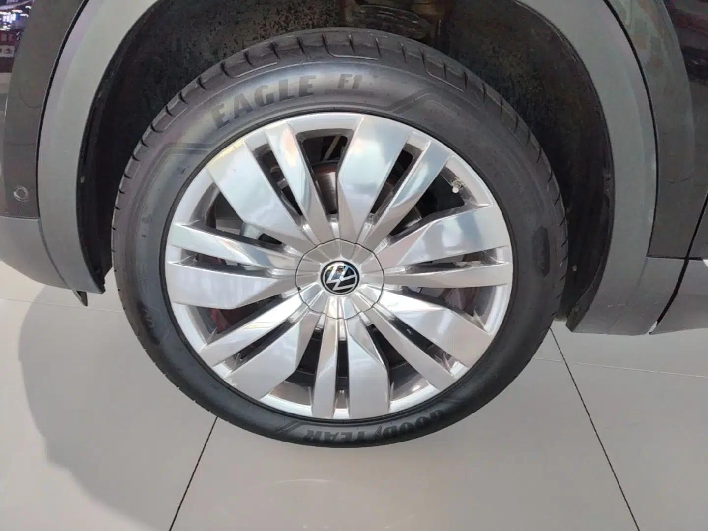 Volkswagen Teramont 2021 380TSI Four-Wheel Drive Prestige Flagship Edition — миниатюра 15