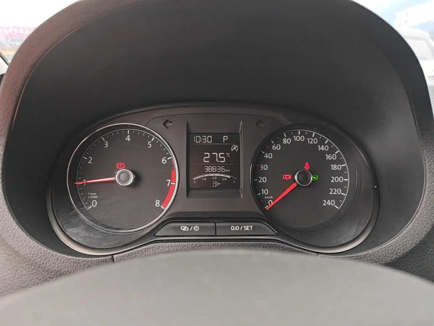 Volkswagen Polo 2018 1.5L Automatic Advanced Driving Model — миниатюра 19