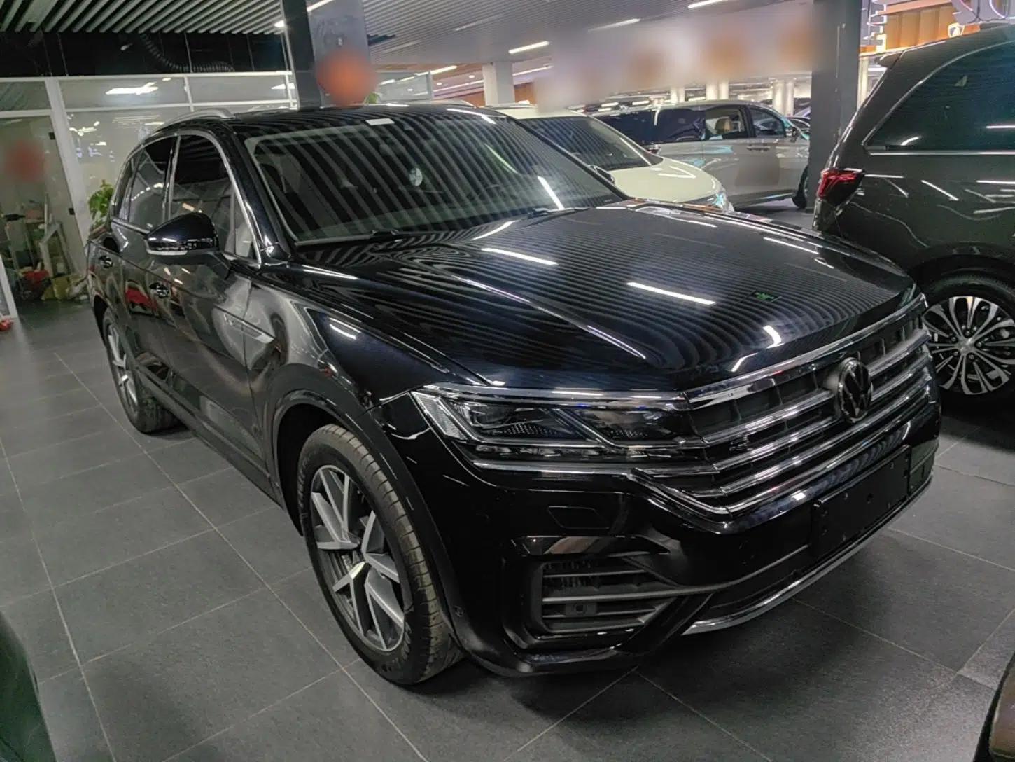 Volkswagen Touareg 2022 3.0 TSI Prestige Edition Classic Sport Package — миниатюра 3