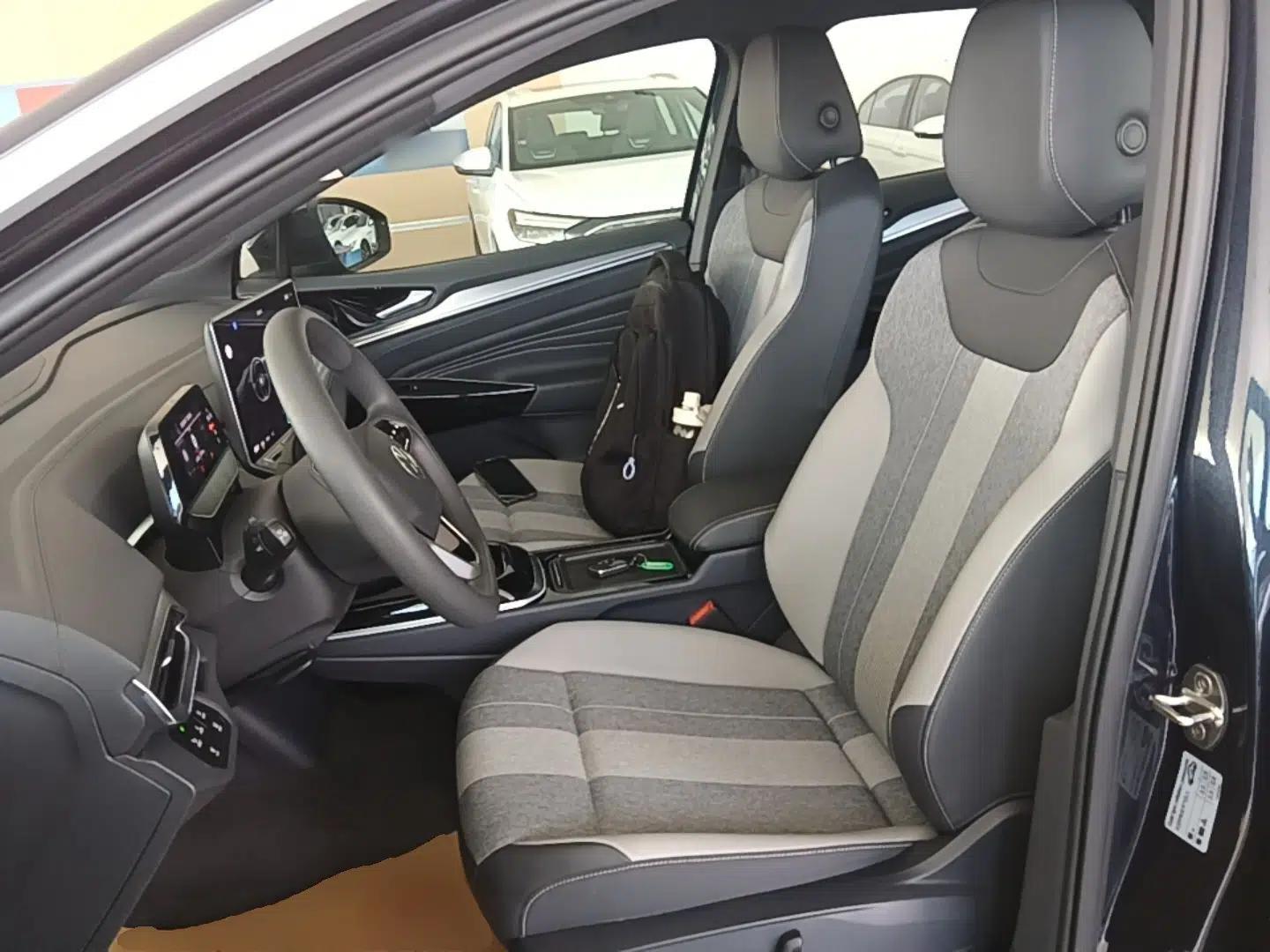 Volkswagen ID.4 CROZZ 2025 Pure Edition — миниатюра 17