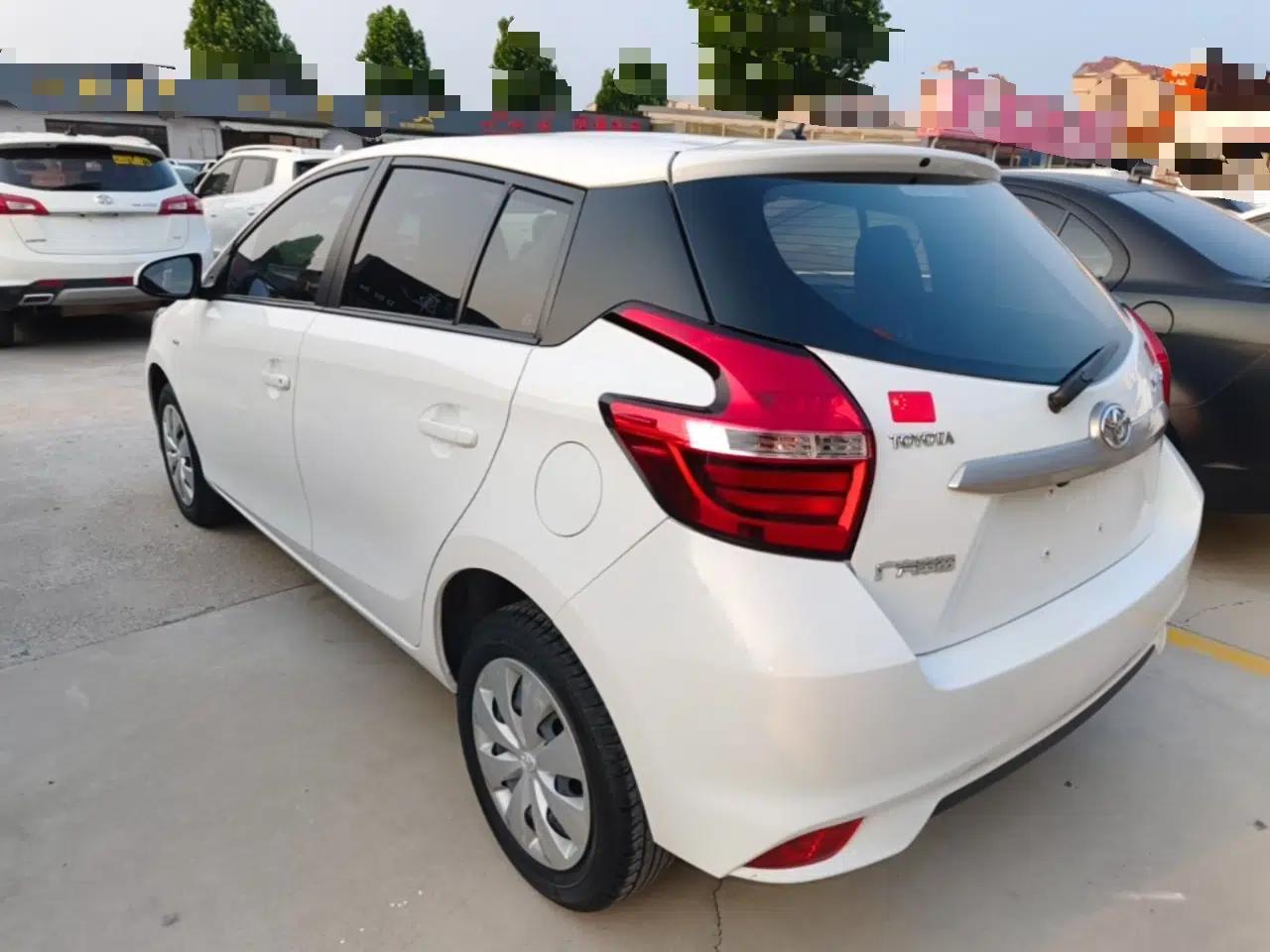 Toyota YARiS L Zhi Xuan 2016 Revised 1.5E CVT Charming Edition — миниатюра 4