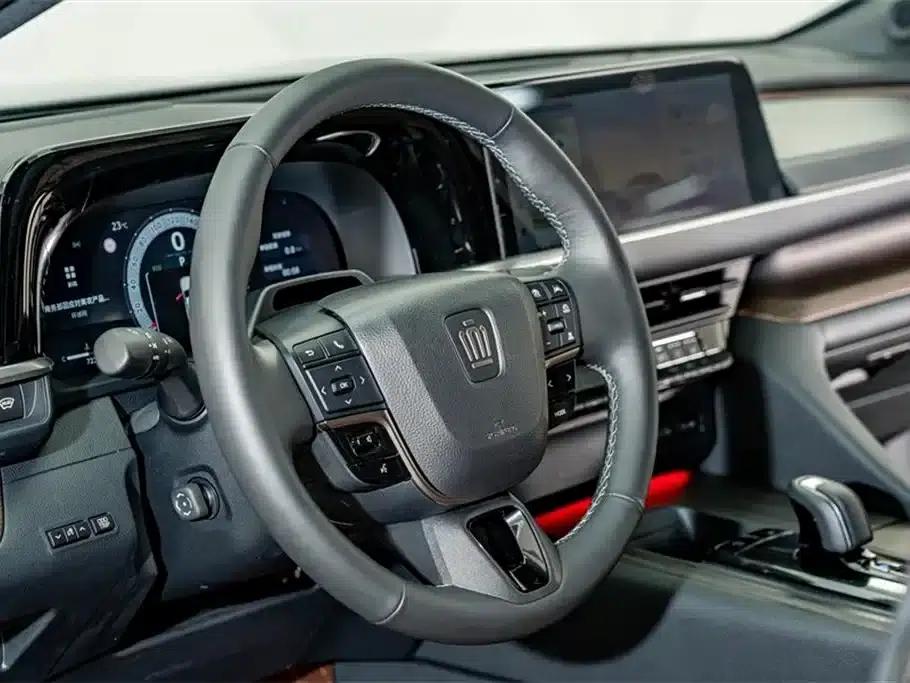 2024 Crown Imported Model 2.5L Supreme Edition — миниатюра 12