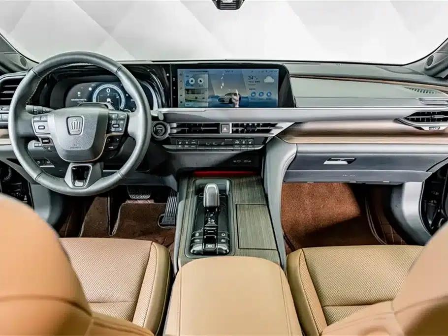 2024 Crown Imported Model 2.5L Supreme Edition — миниатюра 14