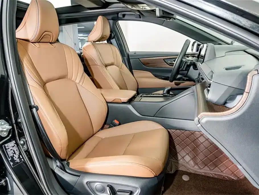 2024 Crown Imported Model 2.5L Supreme Edition — миниатюра 21