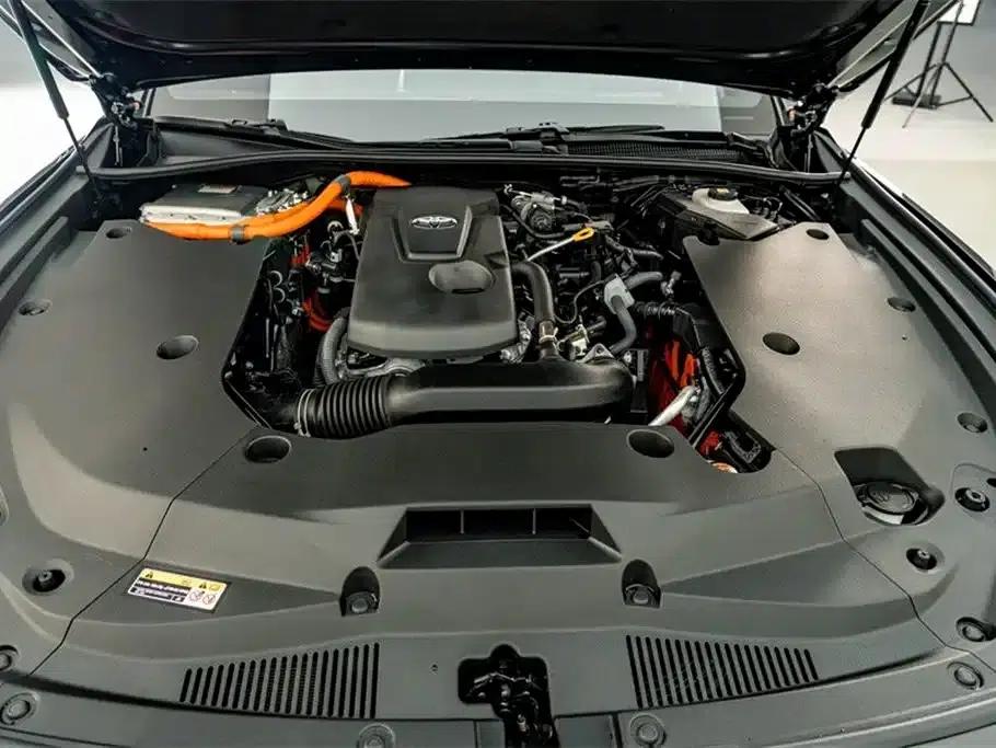 2024 Crown Imported Model 2.5L Supreme Edition — миниатюра 26