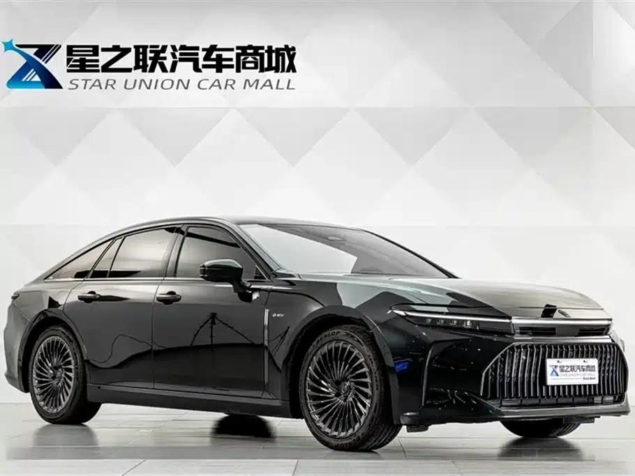 2024 Crown Imported Model 2.5L Supreme Edition — миниатюра 5