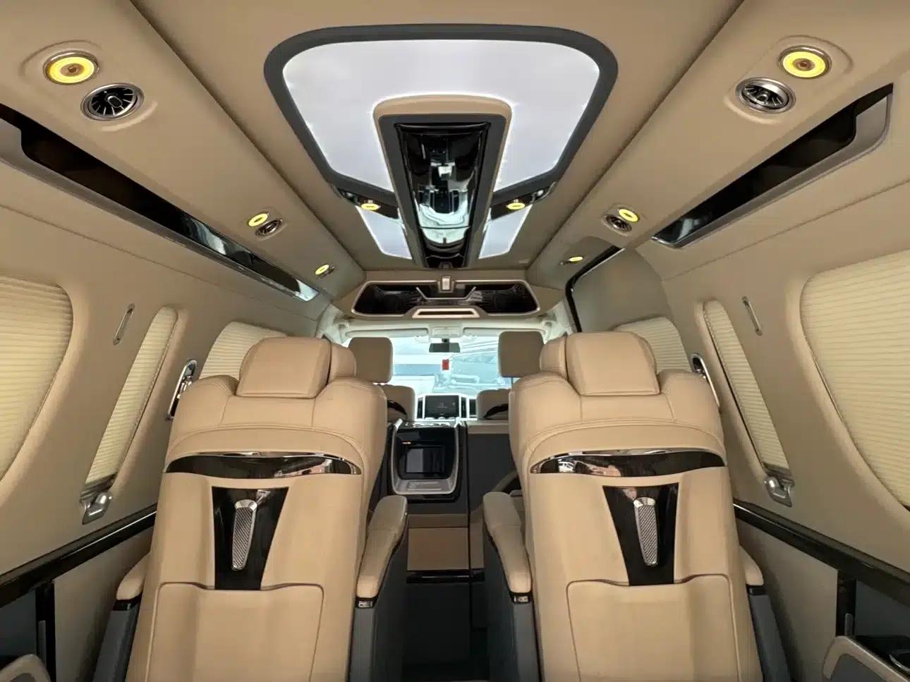 2023 HIACE 3.5L Automatic — миниатюра 29