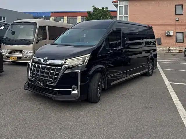 2023 HIACE 3.5L Automatic