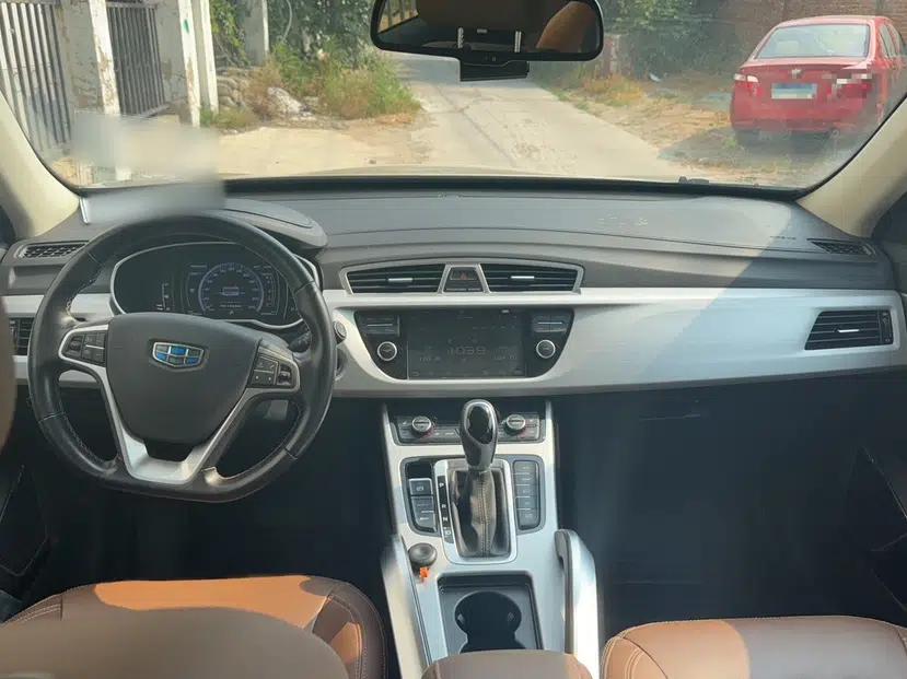 Geely Auto Emgrand X7 Sport 2016 1.8TD Automatic All-Wheel-Drive ZhiZun Edition — миниатюра 13