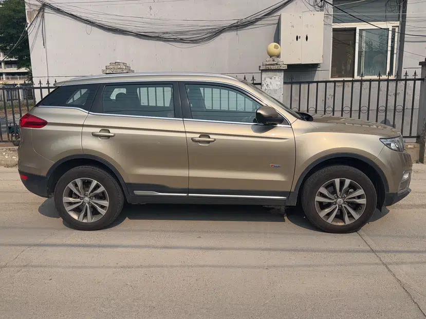 Geely Auto Emgrand X7 Sport 2016 1.8TD Automatic All-Wheel-Drive ZhiZun Edition — миниатюра 5