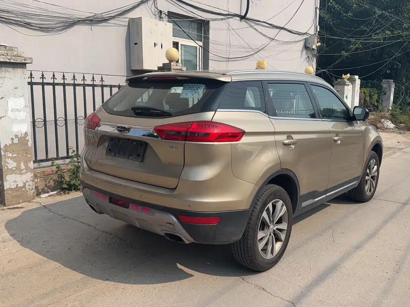 Geely Auto Emgrand X7 Sport 2016 1.8TD Automatic All-Wheel-Drive ZhiZun Edition — миниатюра 6