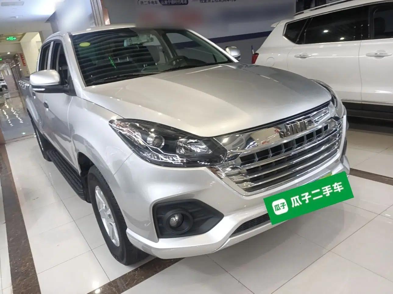 JMC Baodian 2020 2.5T Diesel Two-Wheel Drive Comfort Edition Long Wheelbase JX4D25A6L — миниатюра 3