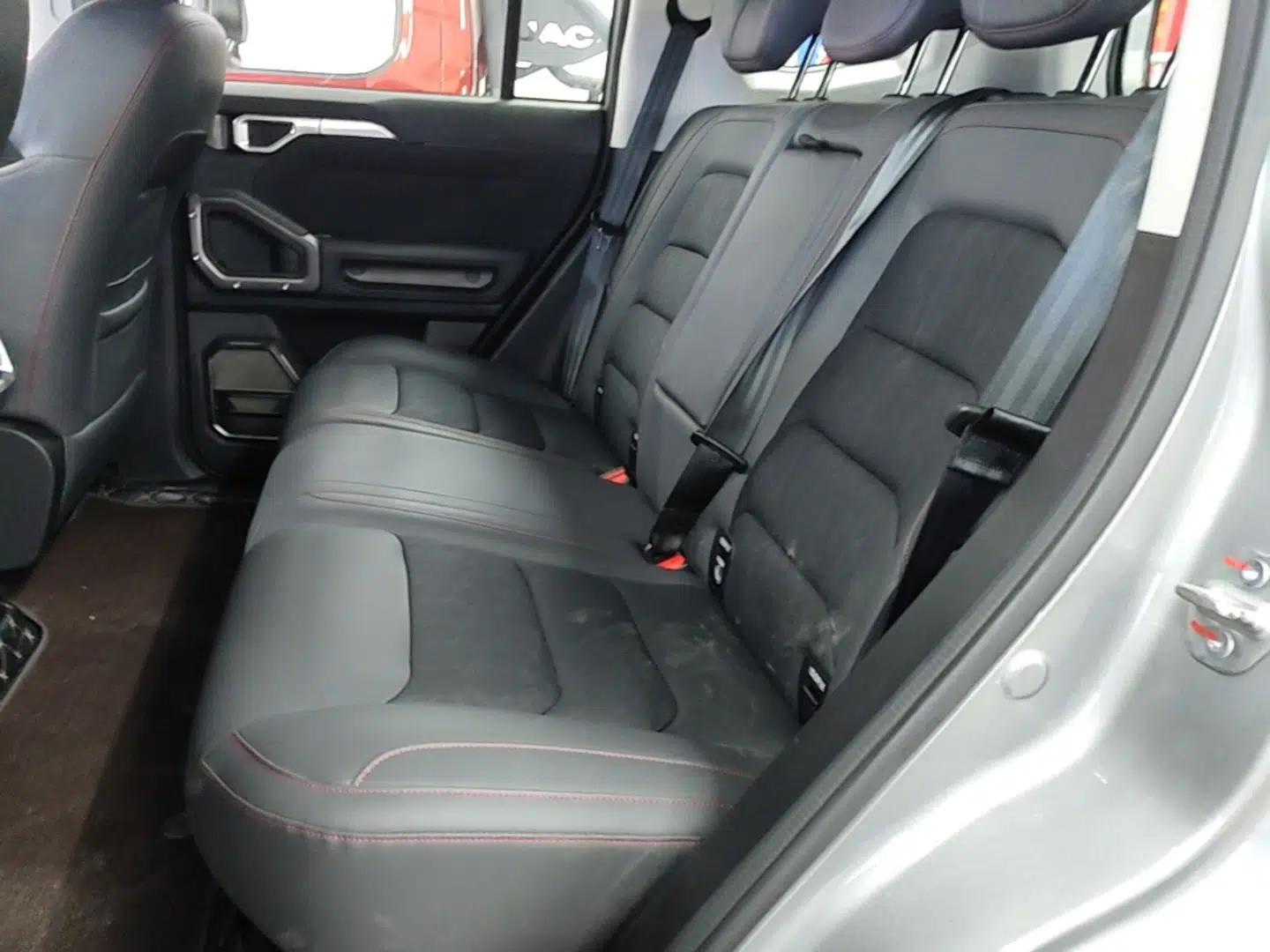 JETOUR Traveler 2023 1.5T Two-Wheel Drive Discovery PRO — миниатюра 20