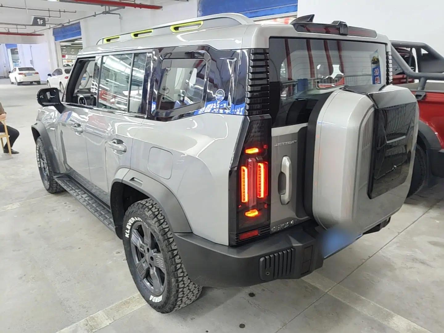 JETOUR Traveler 2023 1.5T Two-Wheel Drive Discovery PRO — миниатюра 4