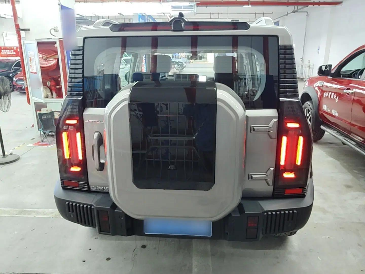 JETOUR Traveler 2023 1.5T Two-Wheel Drive Discovery PRO — миниатюра 5