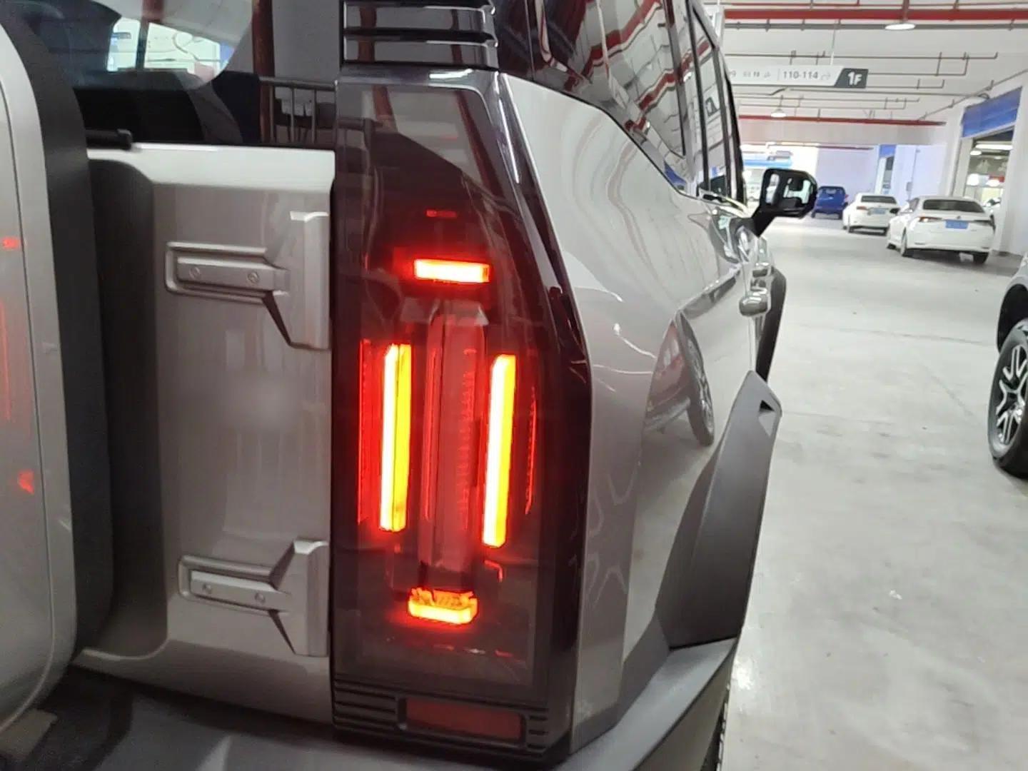 JETOUR Traveler 2023 1.5T Two-Wheel Drive Discovery PRO — миниатюра 9