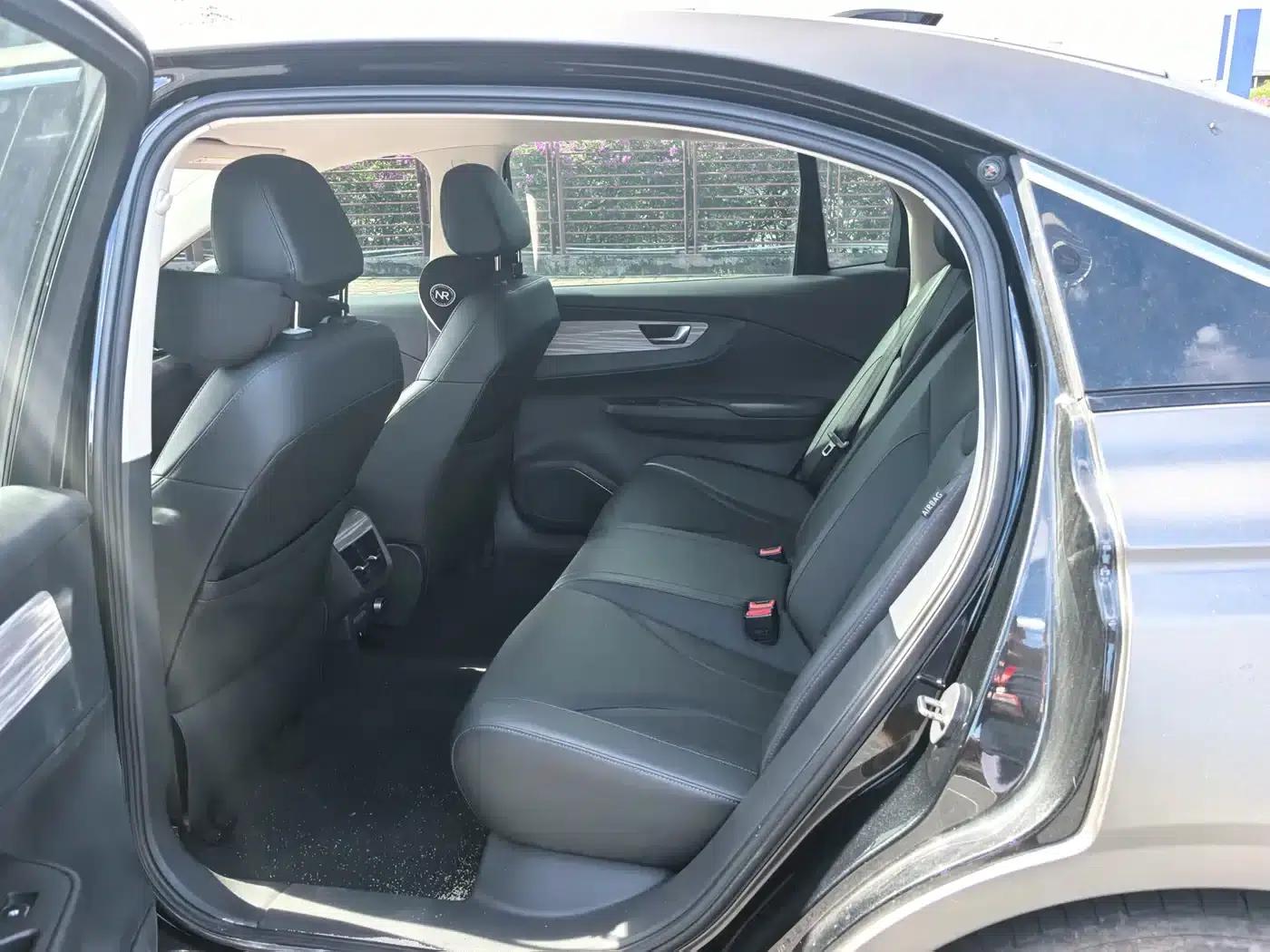 Hongqi E-QM5 2023 Model 620km PLUS — миниатюра 14