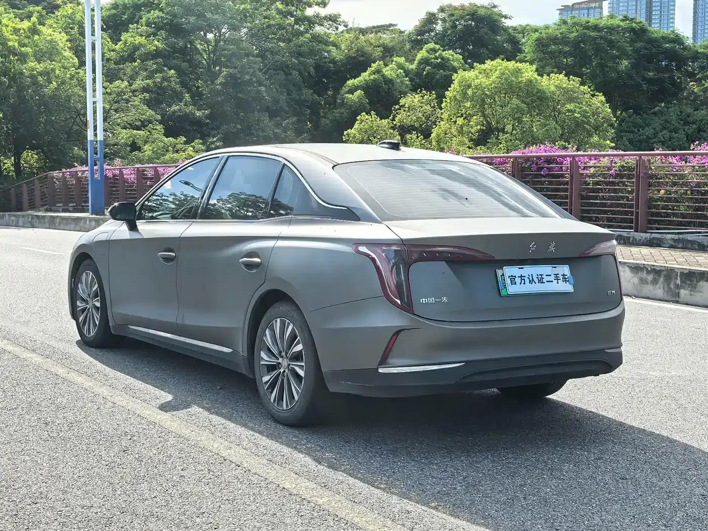 Hongqi E-QM5 2023 Model 620km PLUS — миниатюра 17