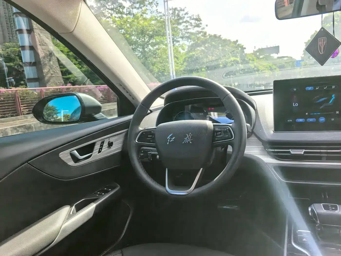 Hongqi E-QM5 2023 Model 620km PLUS — миниатюра 7