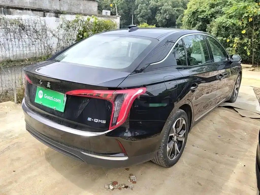 Hongqi E-QM5 2023 Facelift Basic Travel Edition — миниатюра 7