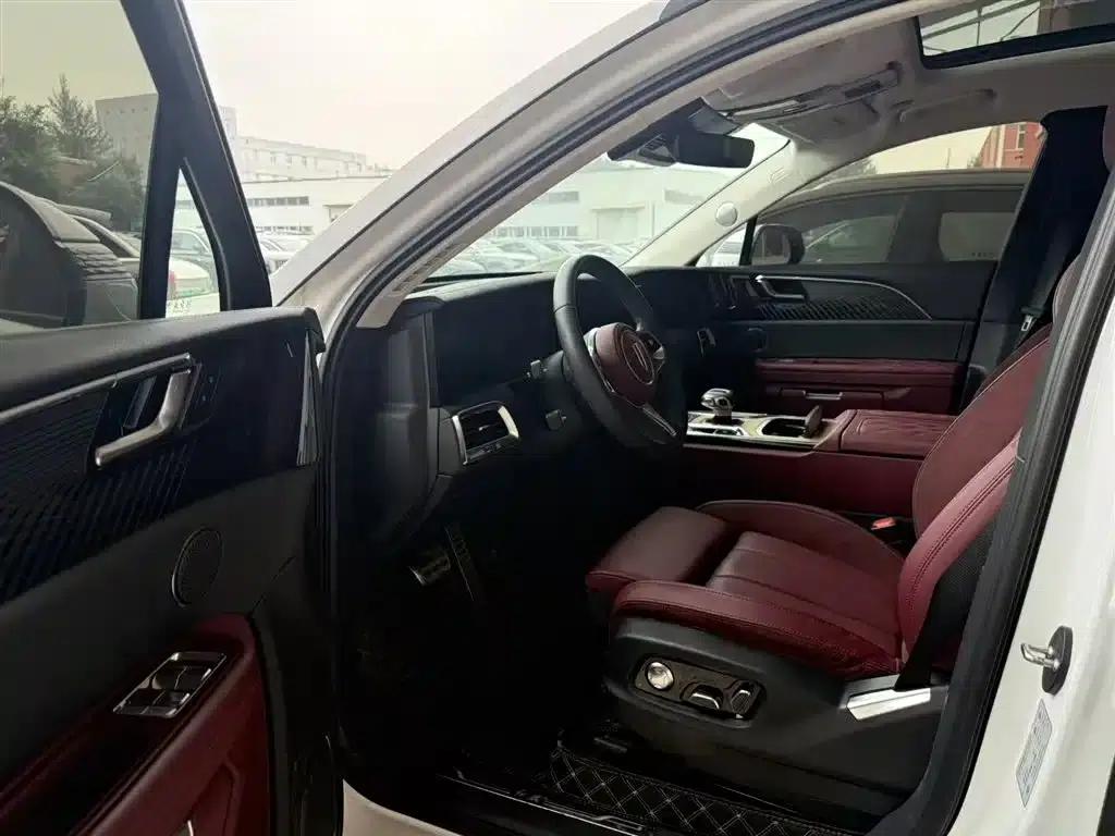 Hongqi E-HS9 2022 Model 690km Flagship Edition (Six Seats) — миниатюра 5