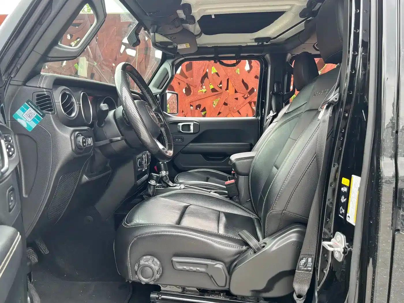 2021 Jeep Wrangler 2.0T Sahara 4-Door Edition — миниатюра 11