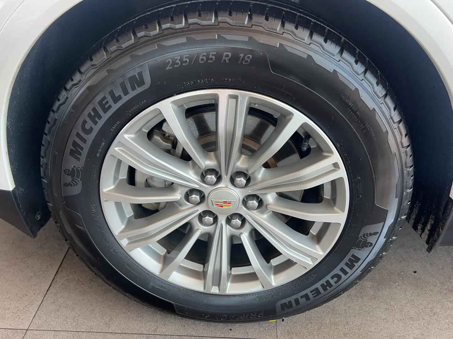 Cadillac XT5 2018 25T Luxury Model — миниатюра 6
