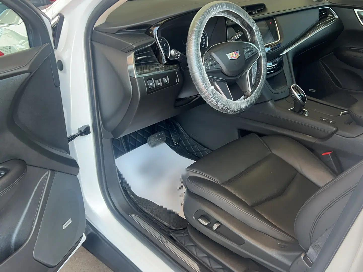 Cadillac XT5 2018 25T Luxury Model — миниатюра 8