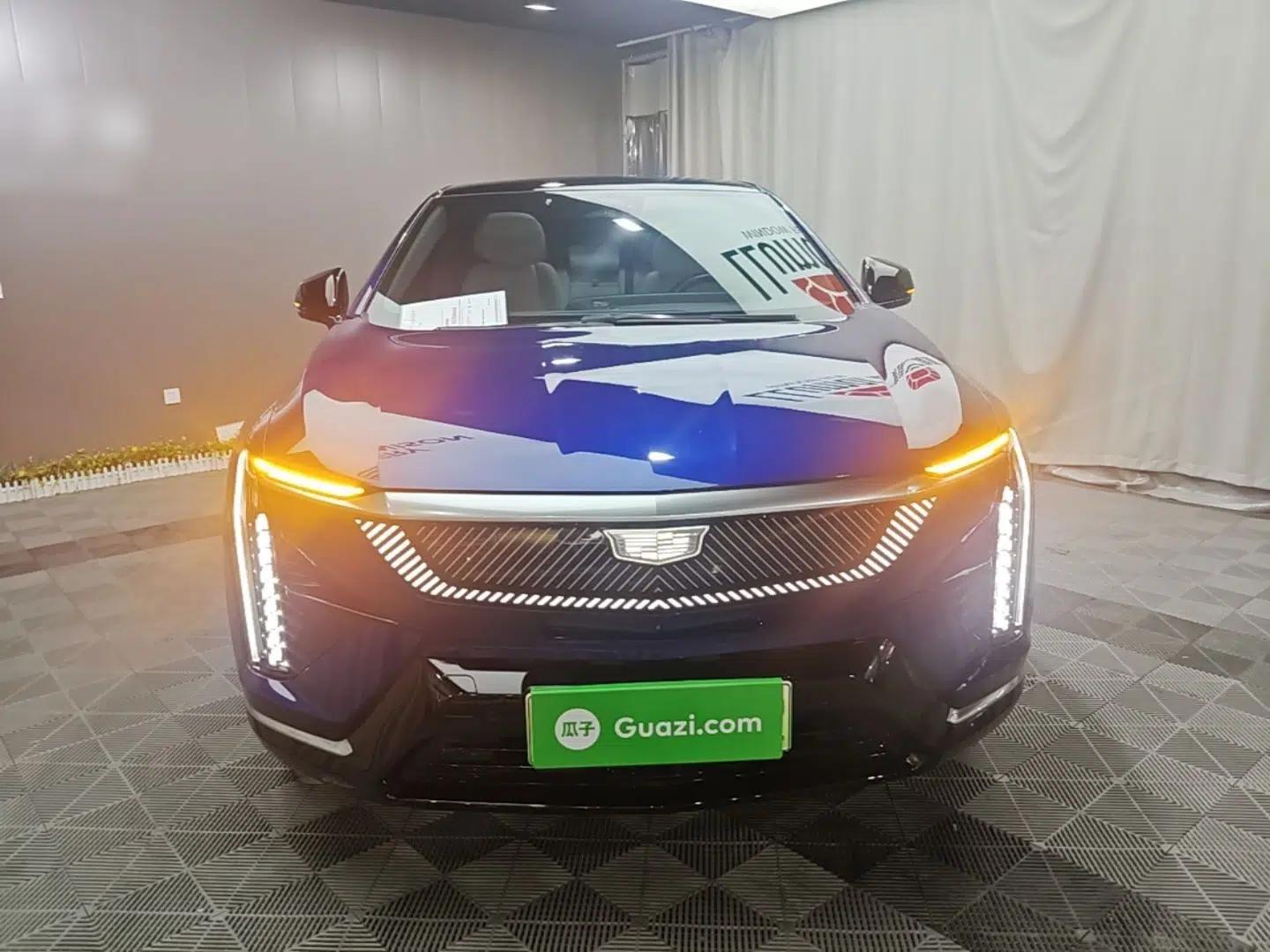 Cadillac OPTIQ 2024 Standard Range Version — миниатюра 2