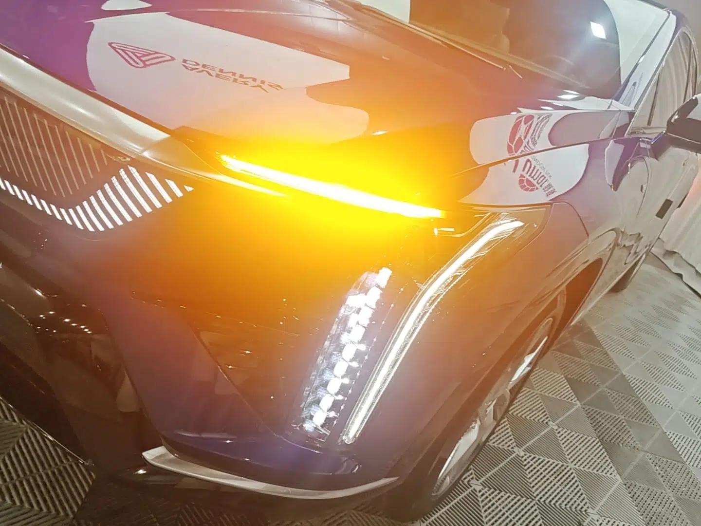 Cadillac OPTIQ 2024 Standard Range Version — миниатюра 8