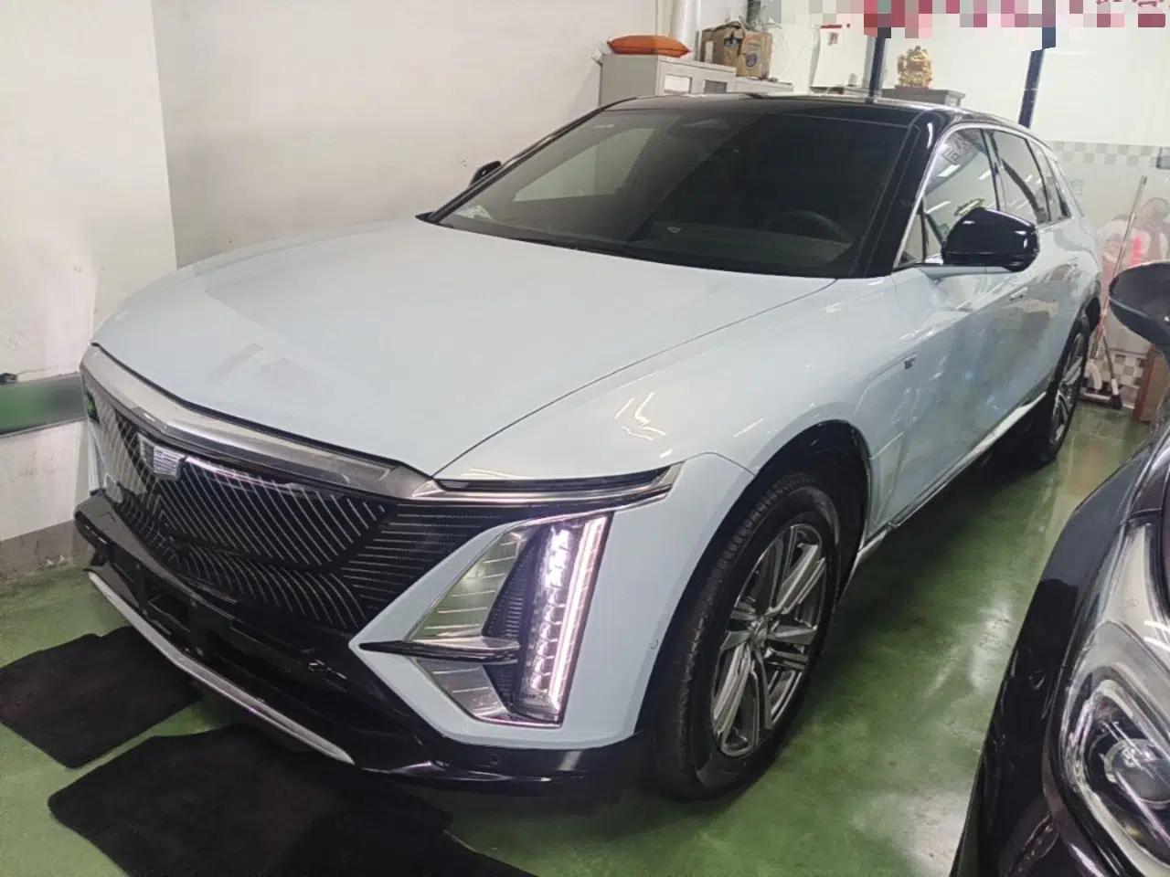 Cadillac LYRIQ 2022 Rear-Drive Long-Range Luxury Edition — миниатюра 1