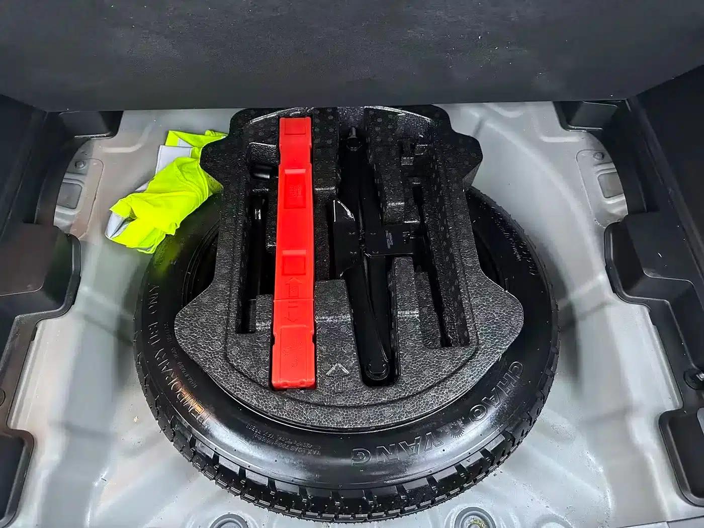 Geely Binyue 2021 1.4T DCT Platinum Edition — миниатюра 9