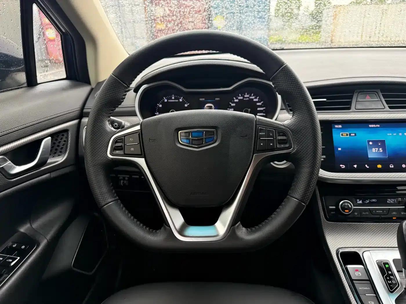 Geely GS 2018 Elegant Edition 1.8L Automatic Leading Model — миниатюра 10