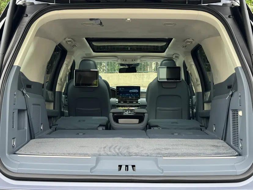 Lincoln Navigator 2022 3.5T Presidential Edition — миниатюра 16