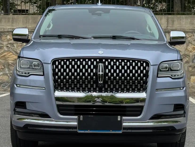 Lincoln Navigator 2022 3.5T Presidential Edition — миниатюра 6