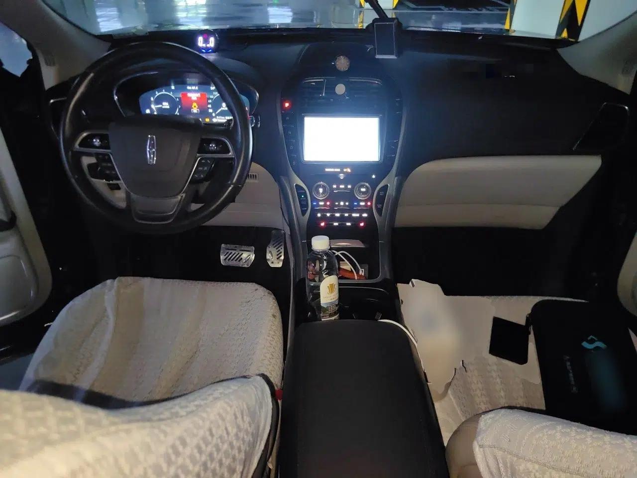 Lincoln Nautilus 2019 2.0T Two-Wheel Drive Luxury Edition China VI Standard — миниатюра 9