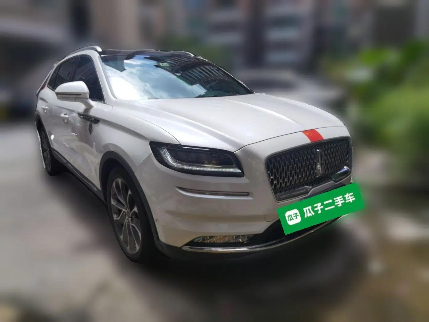 Lincoln Nautilus 2021 2.0T Four-Wheel Drive Luxury Edition — миниатюра 3