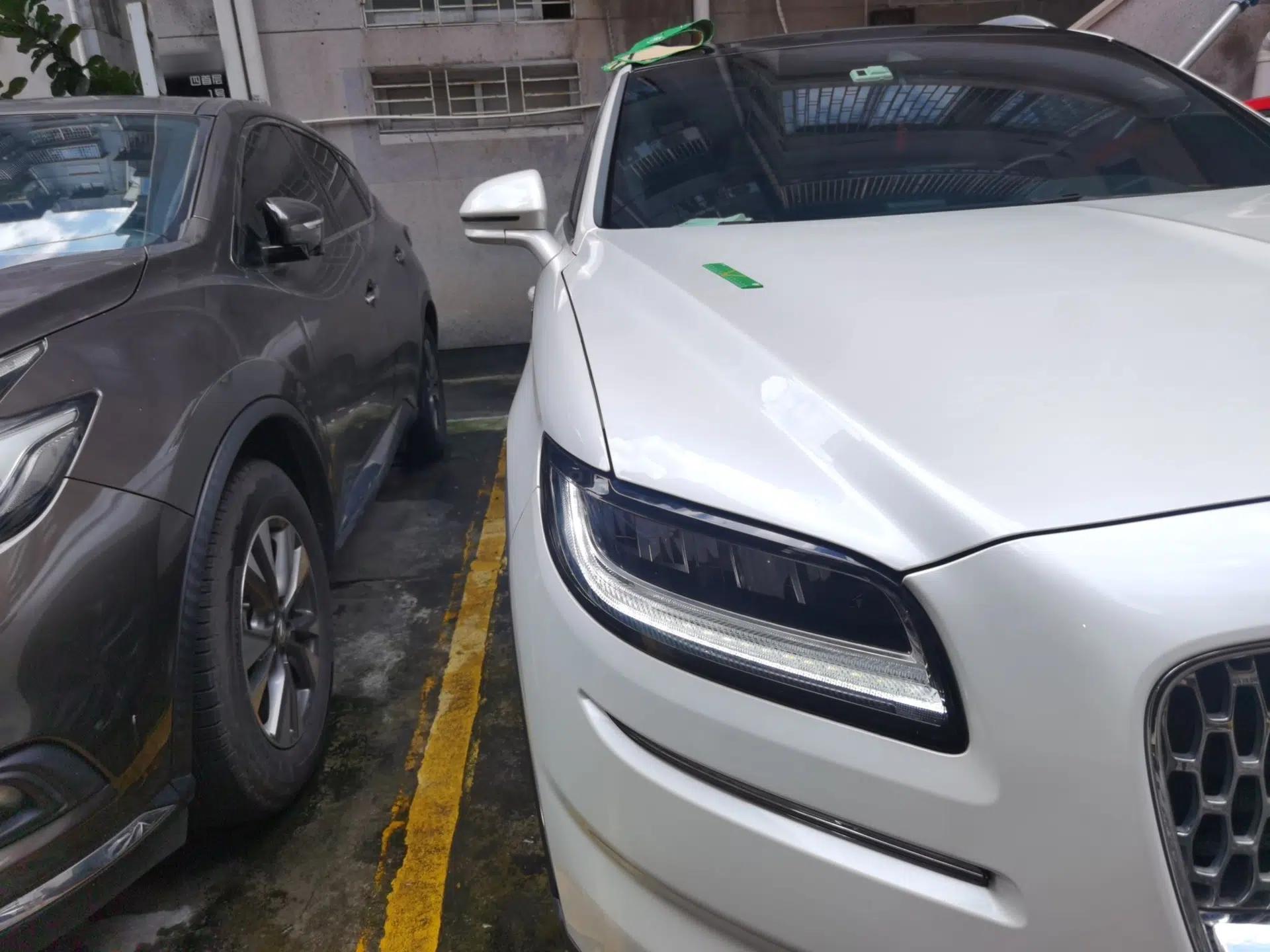 Lincoln Nautilus 2021 2.0T Four-Wheel Drive Luxury Edition — миниатюра 7