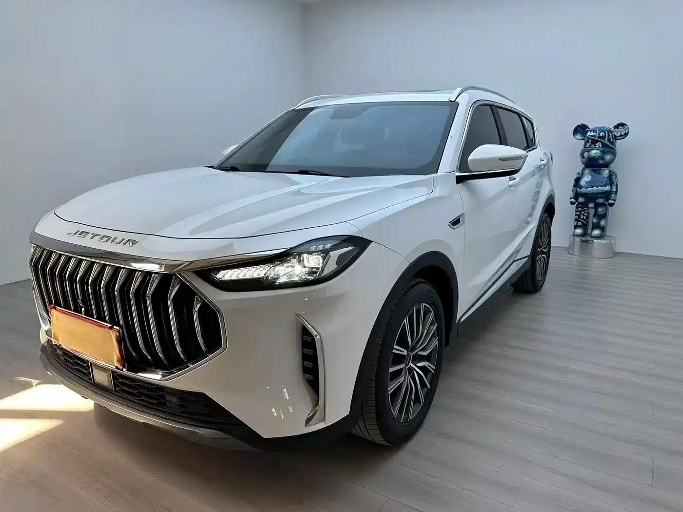 Jetour X70 PLUS 2023 1.5T DCT Warrior PLUS 5-seater — миниатюра 1